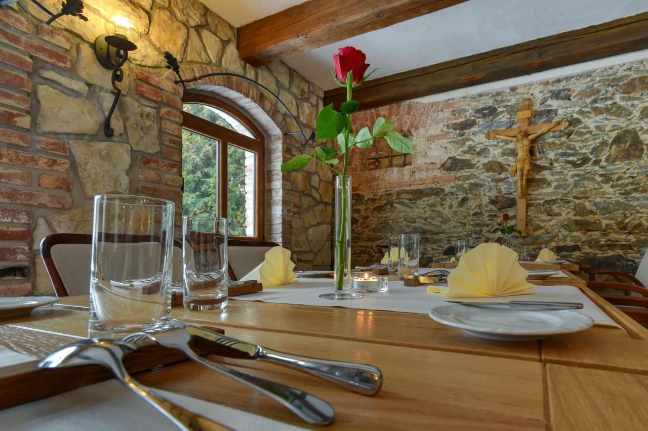 Zamecka Fortovna Obora - Forester House Kaznejov Exterior foto